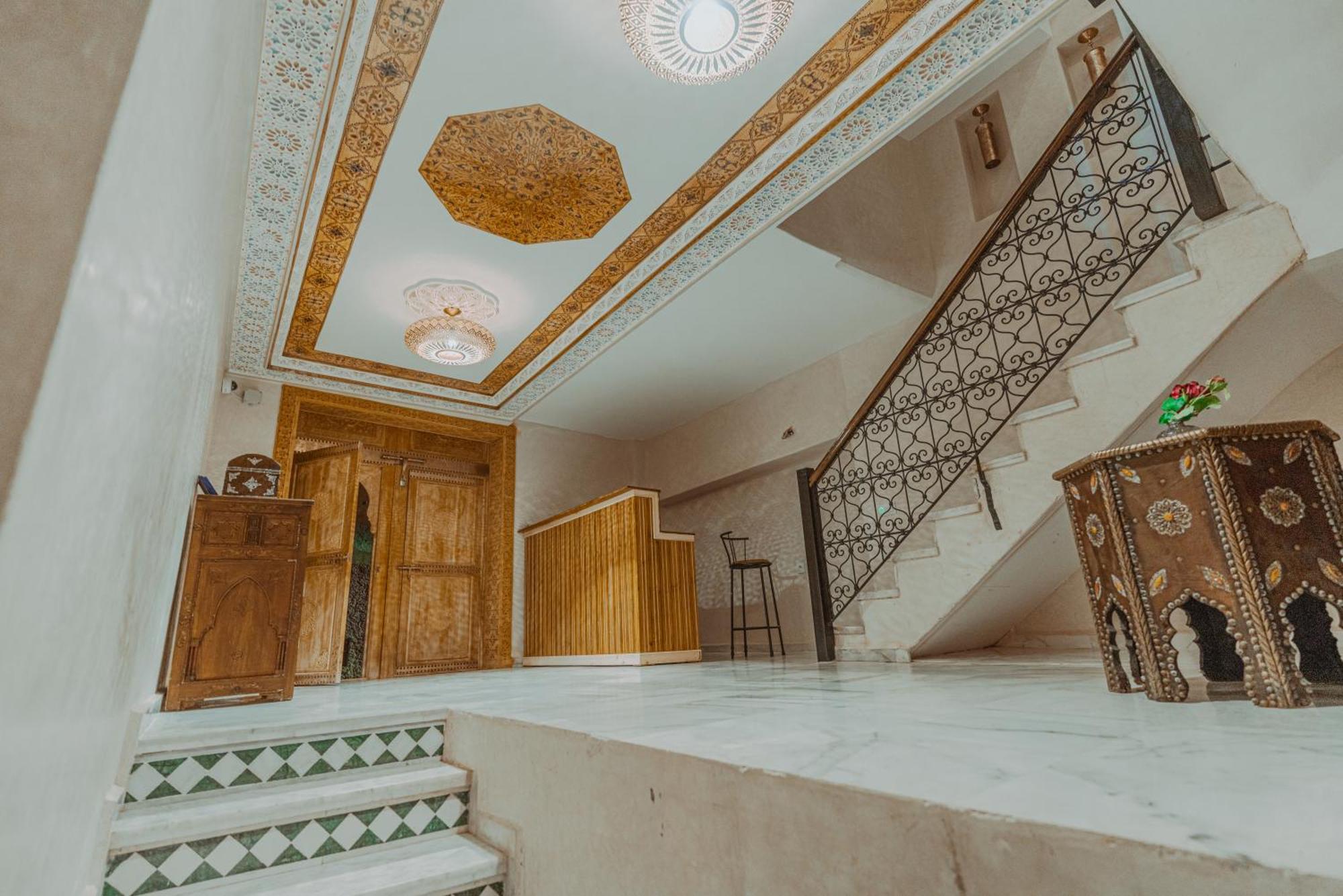 Riad Deluxe Marrakesh Exterior photo