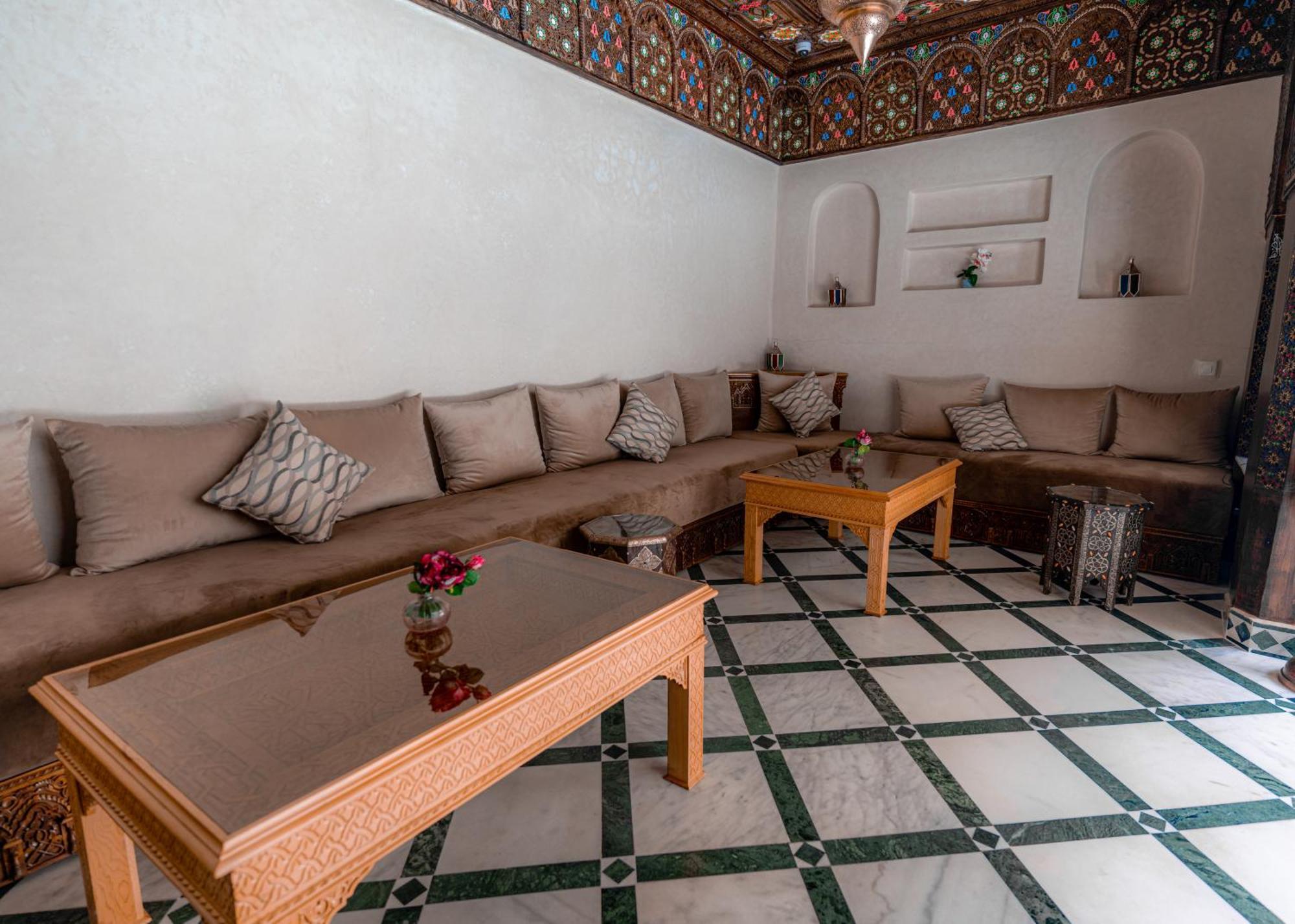 Riad Deluxe Marrakesh Exterior photo