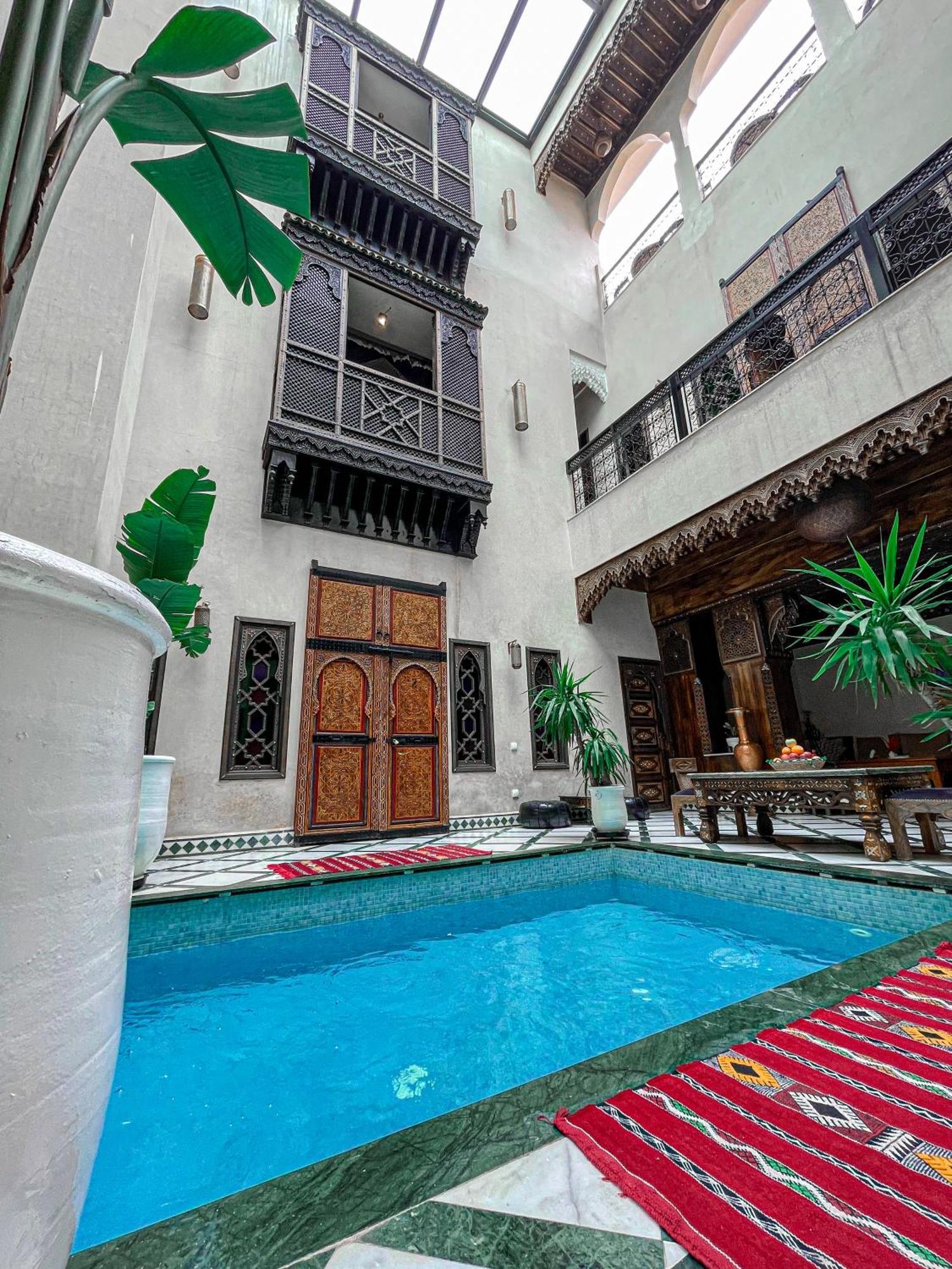 Riad Deluxe Marrakesh Exterior photo